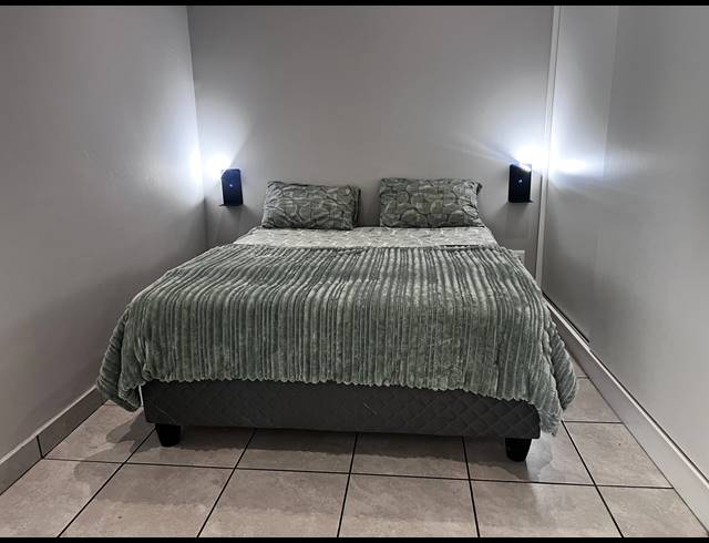 1 BEDROOM APARTMENT TO LET IN TABLE VIEW